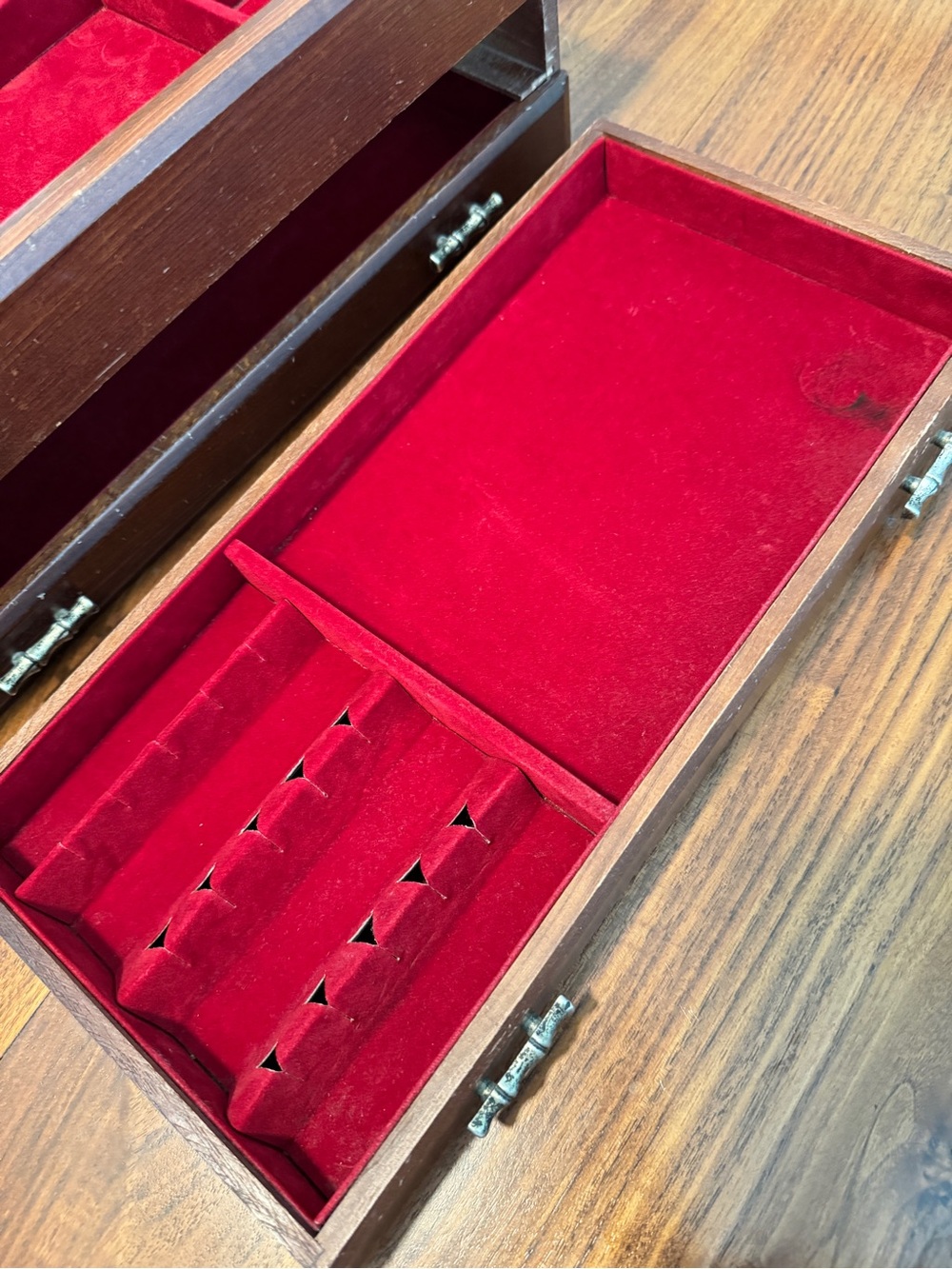 Vintage London Leather Wood Jewelry Box Chest With Interior Mirror 14" × 8" × 6" - Picture 9 of 16